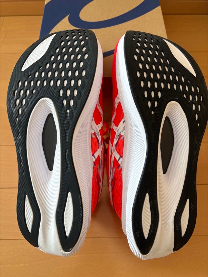 【美品】ASICS Magic Speed 4 25.5