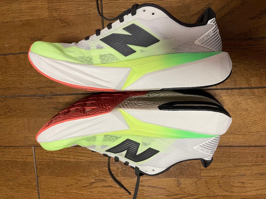 New Balance FuelCell v5 ランニングシューズ27.5センチ