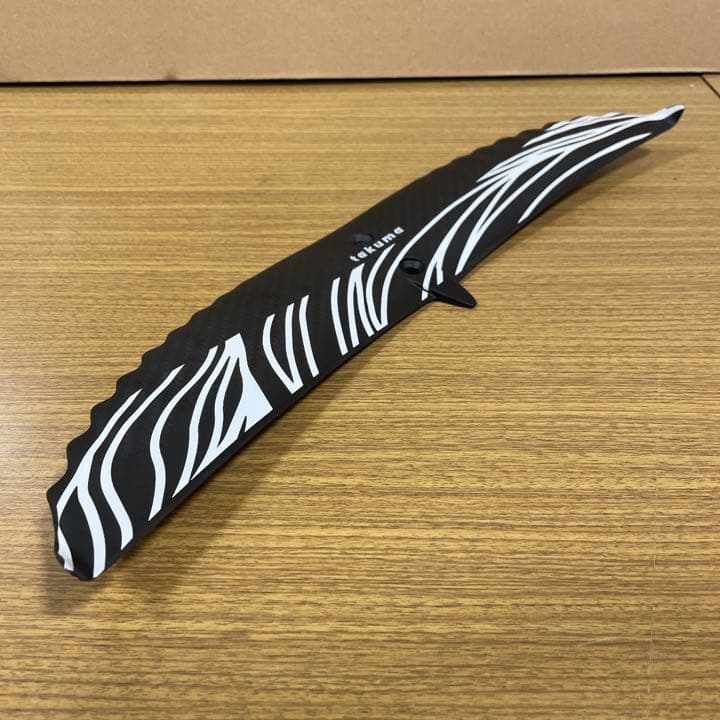 大幅値下！　送料無料　タクマ kujira tail 220