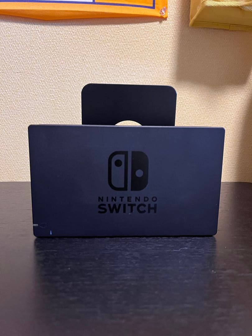 Nintendo Switch 本体 ＋Proコントローラー　画面フィルム付き