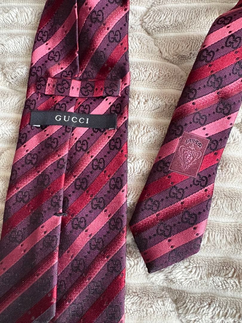 【美品】GUCCI GGロゴ ストライプ ネクタイ シルク100%