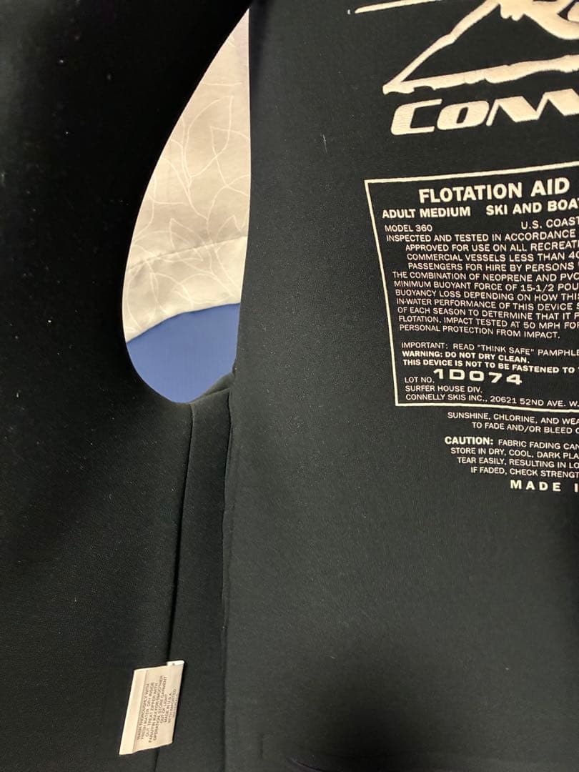 Connelly コネリー ライフジャケット Mサイズ 170cm前後の方