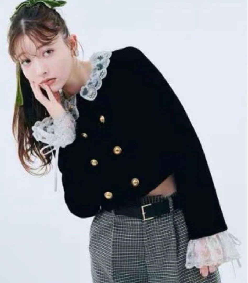 Lilybrown スカラップビジューアタッチドジャケット