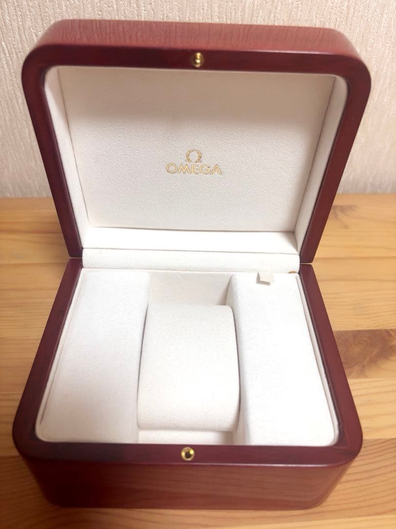OMEGA 木製ギフトボックス 赤茶