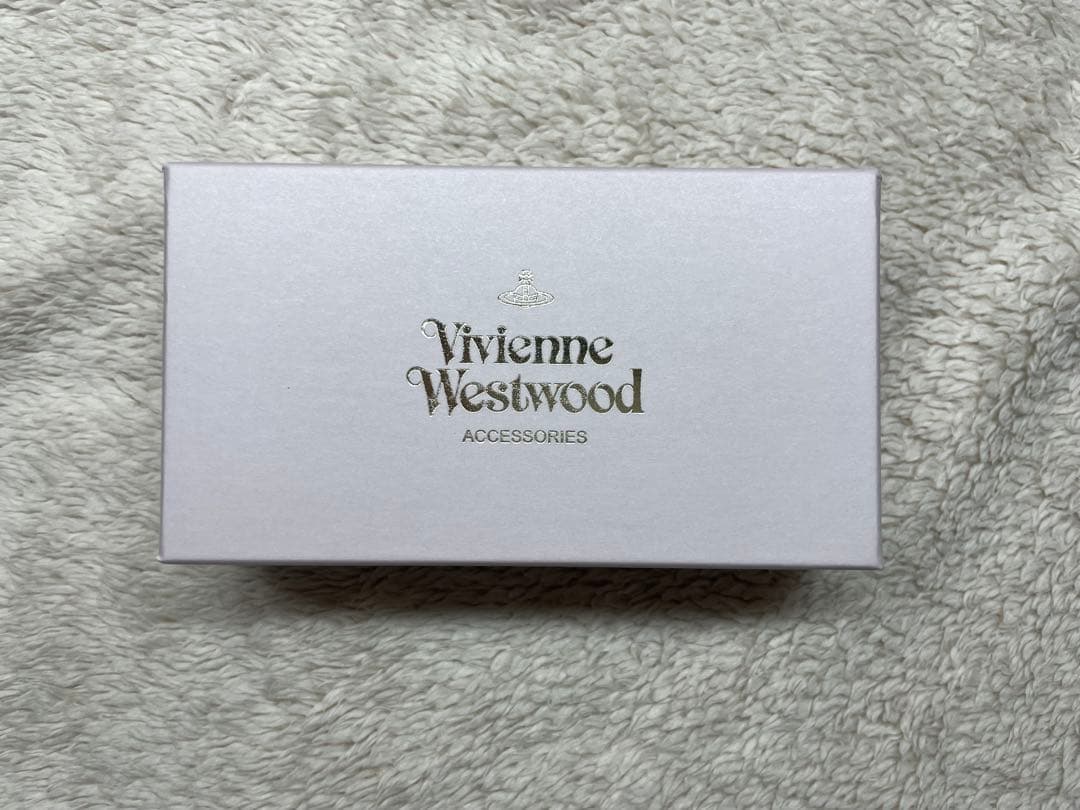 Vivienne Westwood ブラックキーケース