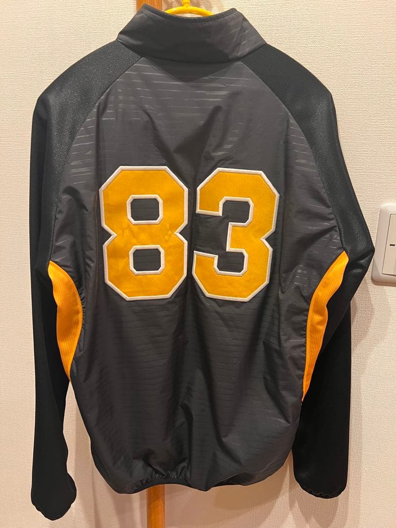 【美品】阪神タイガース　プロコレクション　ハイブリッドジャケット　新井良太　M