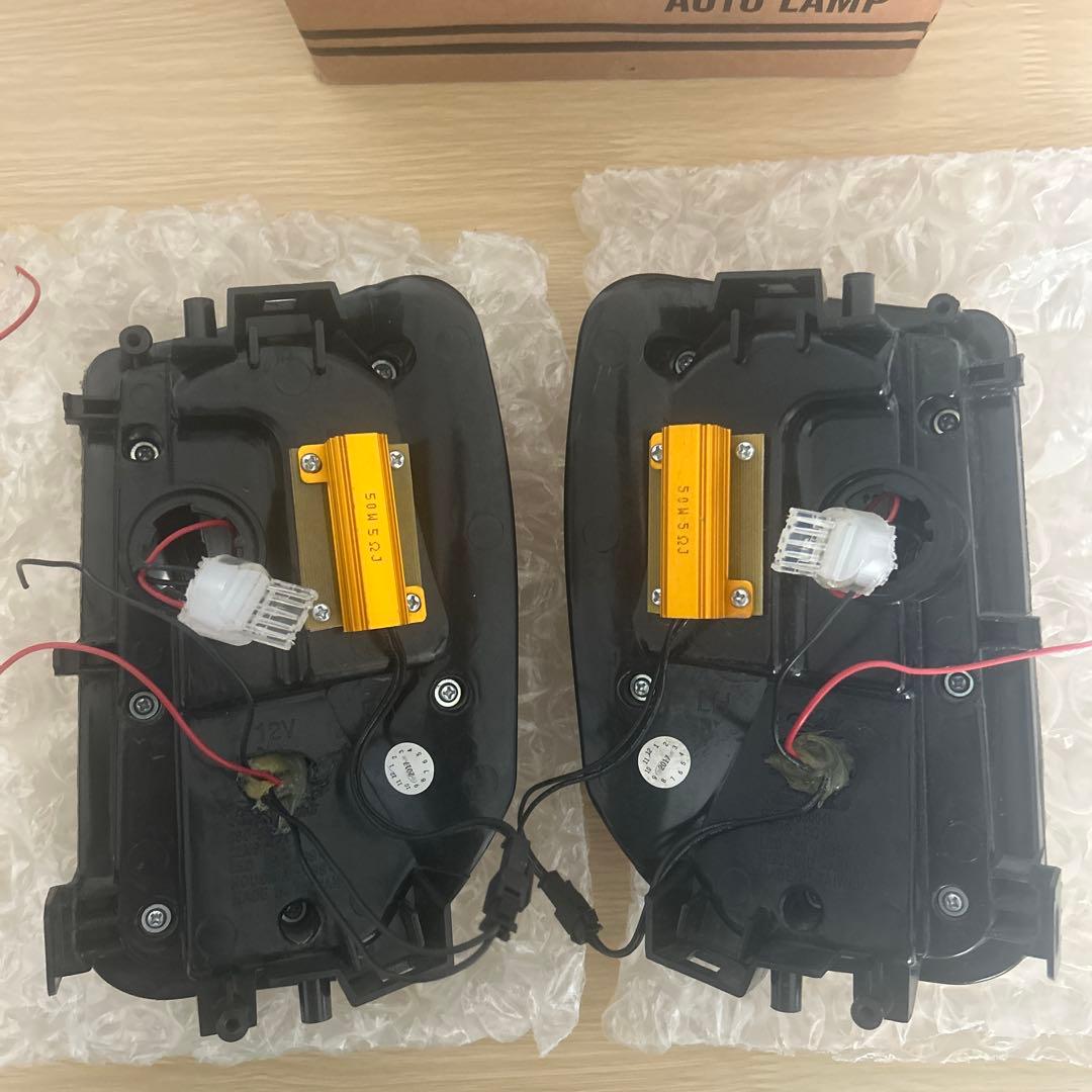 TOYOTA30 PRIUS後期Revier コーナーランプ ウインカー