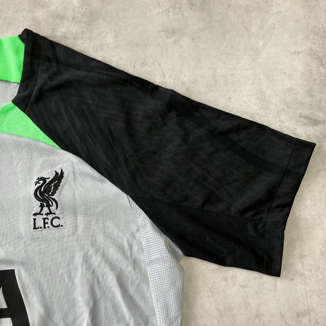 美品　NIKE　リヴァプールFC　ストライクトップ トレーニングトップAXA