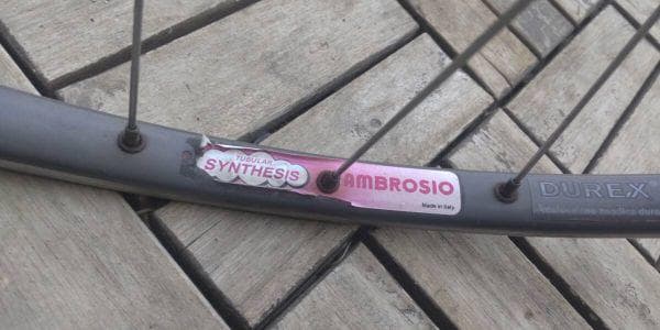 ホイールSYNTHESIS AMBROSIO DUREX700c HB-7700