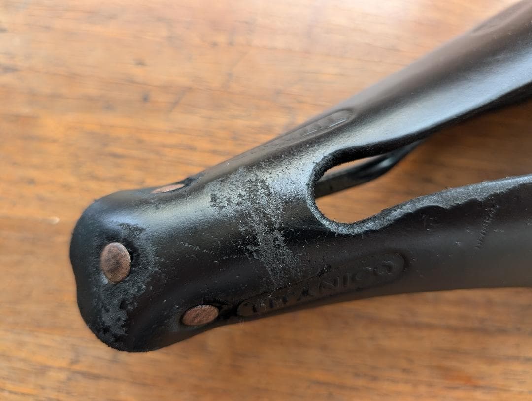 selle anatomica titanico　ブラック