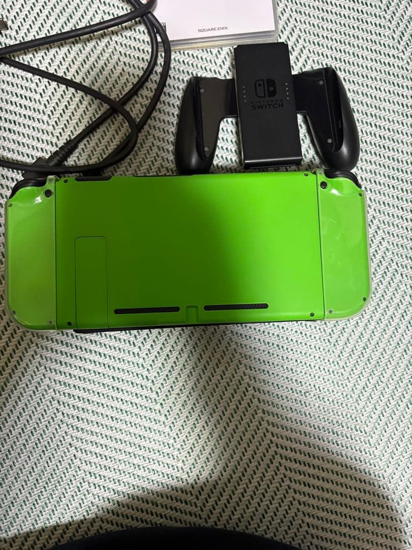 ニンテンドースイッチ　バッテリー強化　グリーン