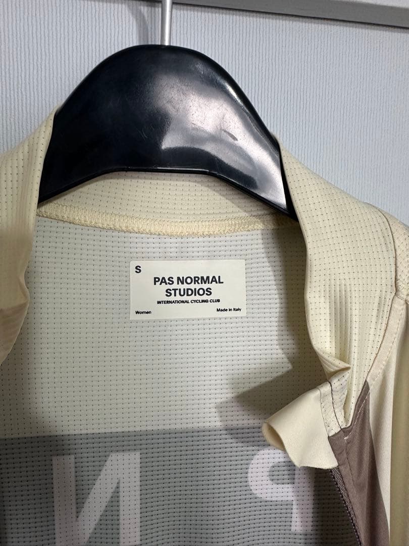 PAS NORMAL STUDIOS サイクルジャージ レディース　Sサイズ