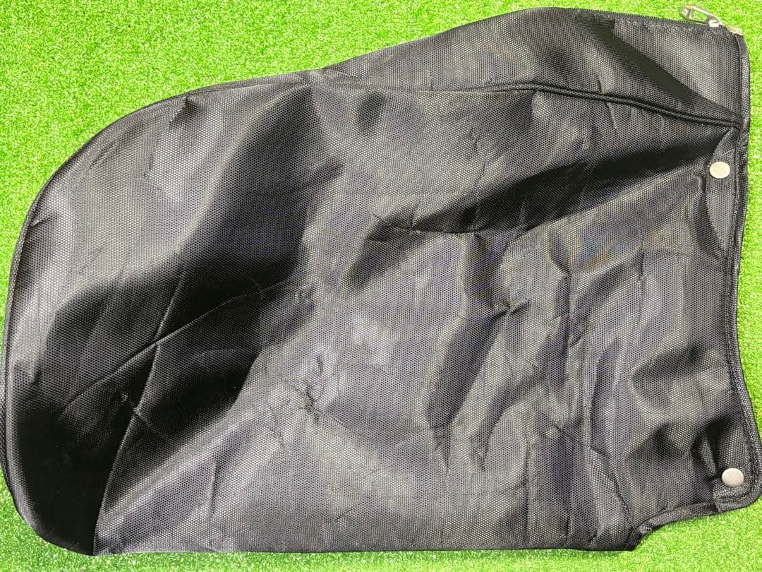 ブリヂストン　キャディバッグ　ホワイト/ブラック　内径8.5インチ　3.5kg