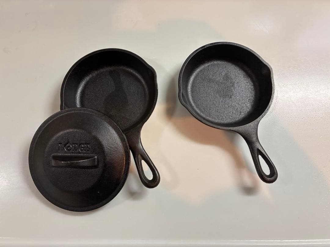 美品 蓋付き LODGEスキレット 小型 5インチ セット USA ソロキャンプ