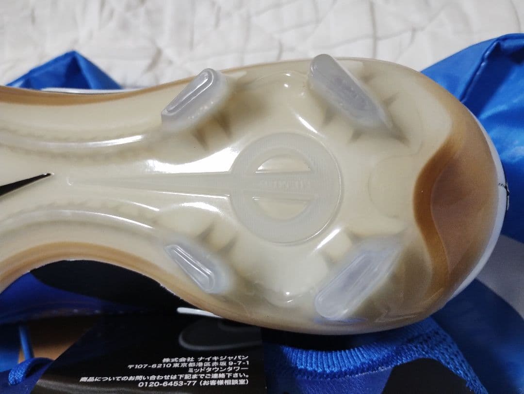 ティエンポ レジェンド 10 エリート FG ２６．５センチ