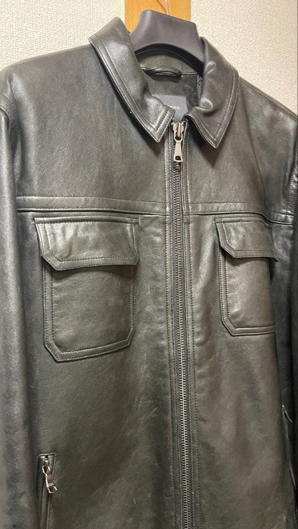x*v様 BANANA REPUBLIC ラムレザー アクションプリーツ　ダブル