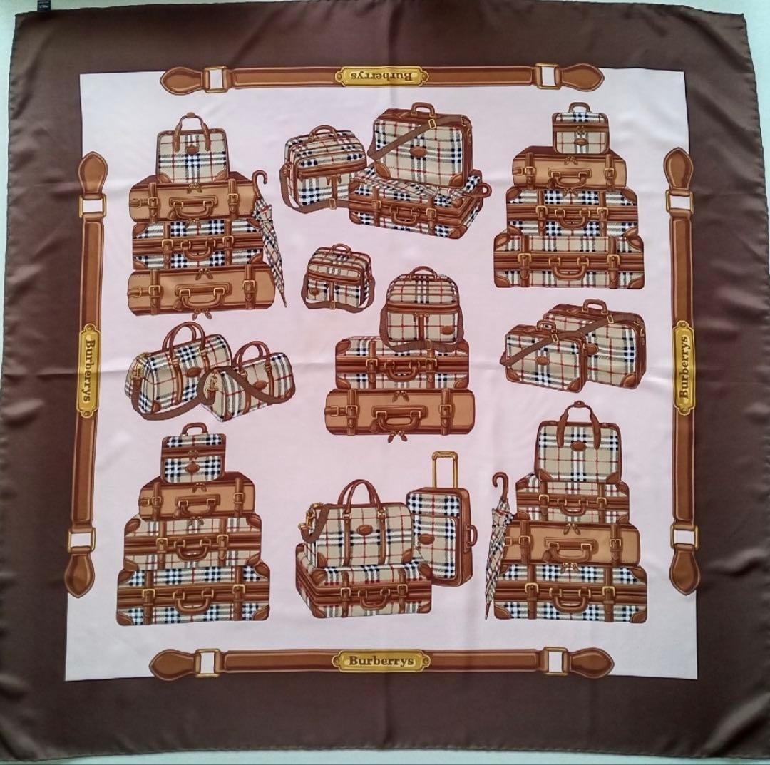 Burberry スーツケースデザイン シルクスカーフ