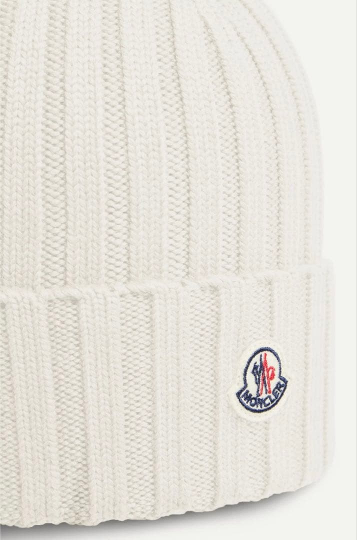 新品未使用タグ付き♡MONCLER アイボリー ニット帽 モンクレール♡