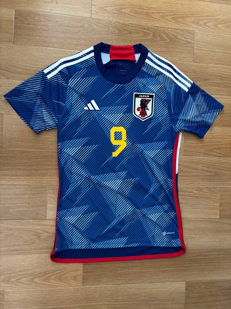 サッカー　日本代表　三笘薫　ユニフォーム