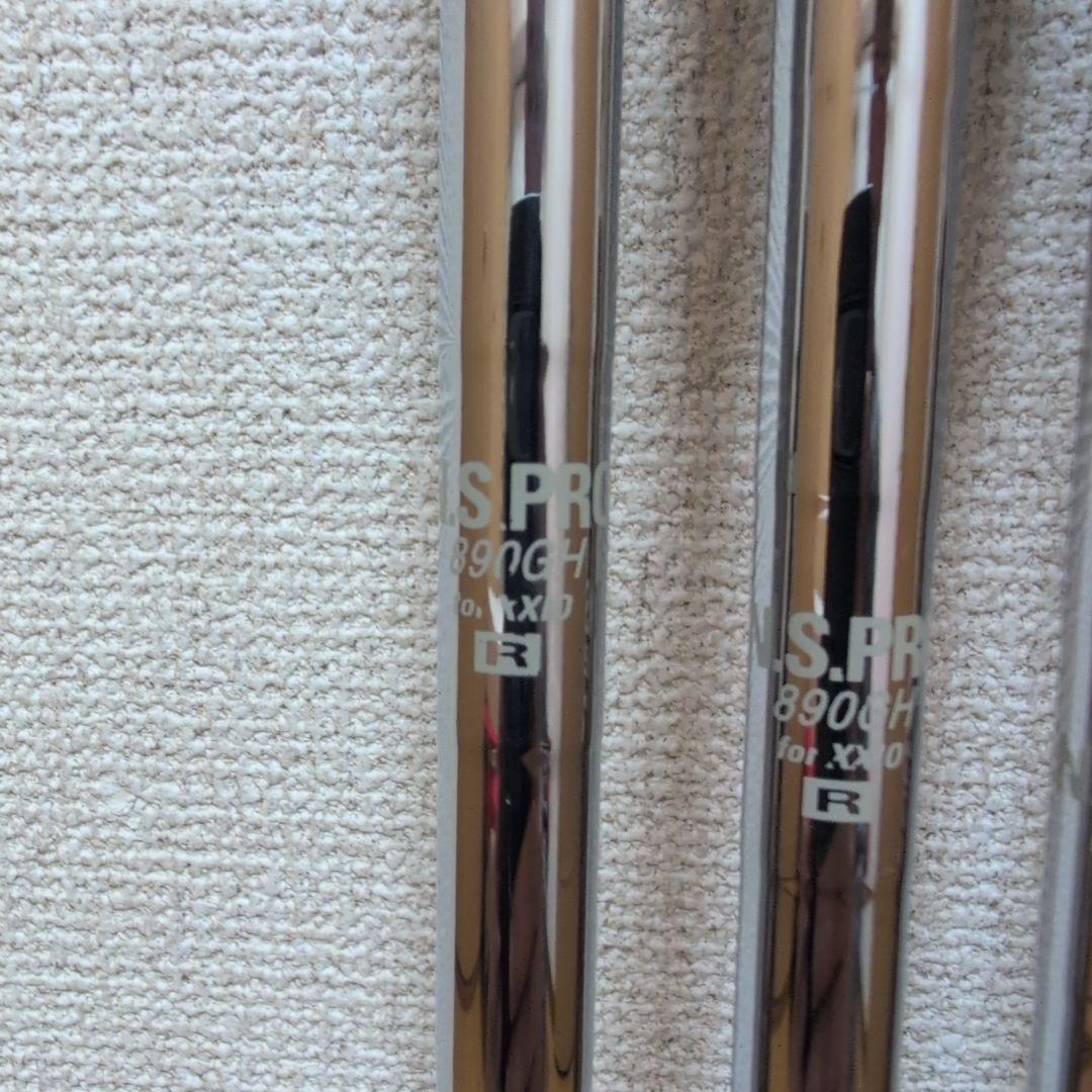 ゼクシオ XXIO アイアン【3代目】 8本セット Flex R 2004