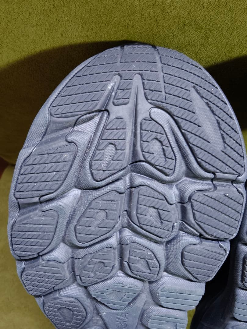 スパイク・シューズ HOKA CLIFTON 10 WIDE 25.5cm