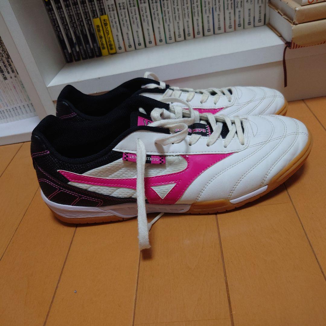 ミズノ　フットサルシューズ