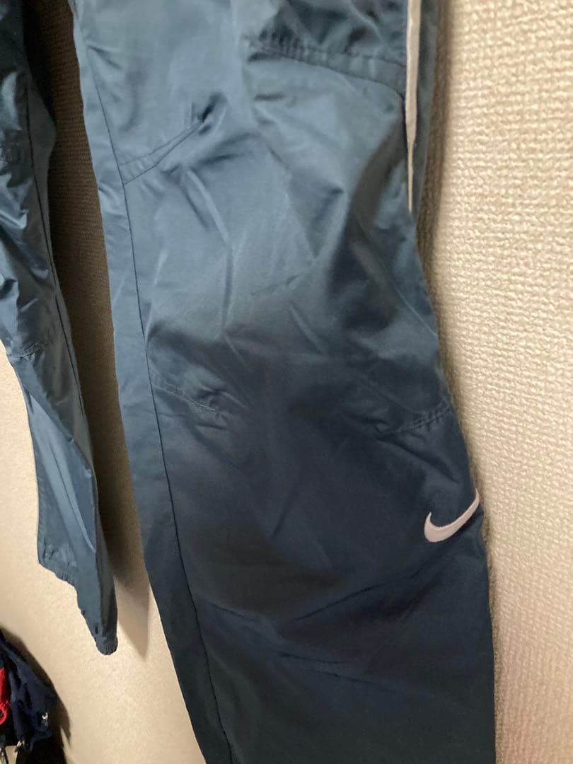 NIKE ナイロンパンツ　Lサイズ 未使用品