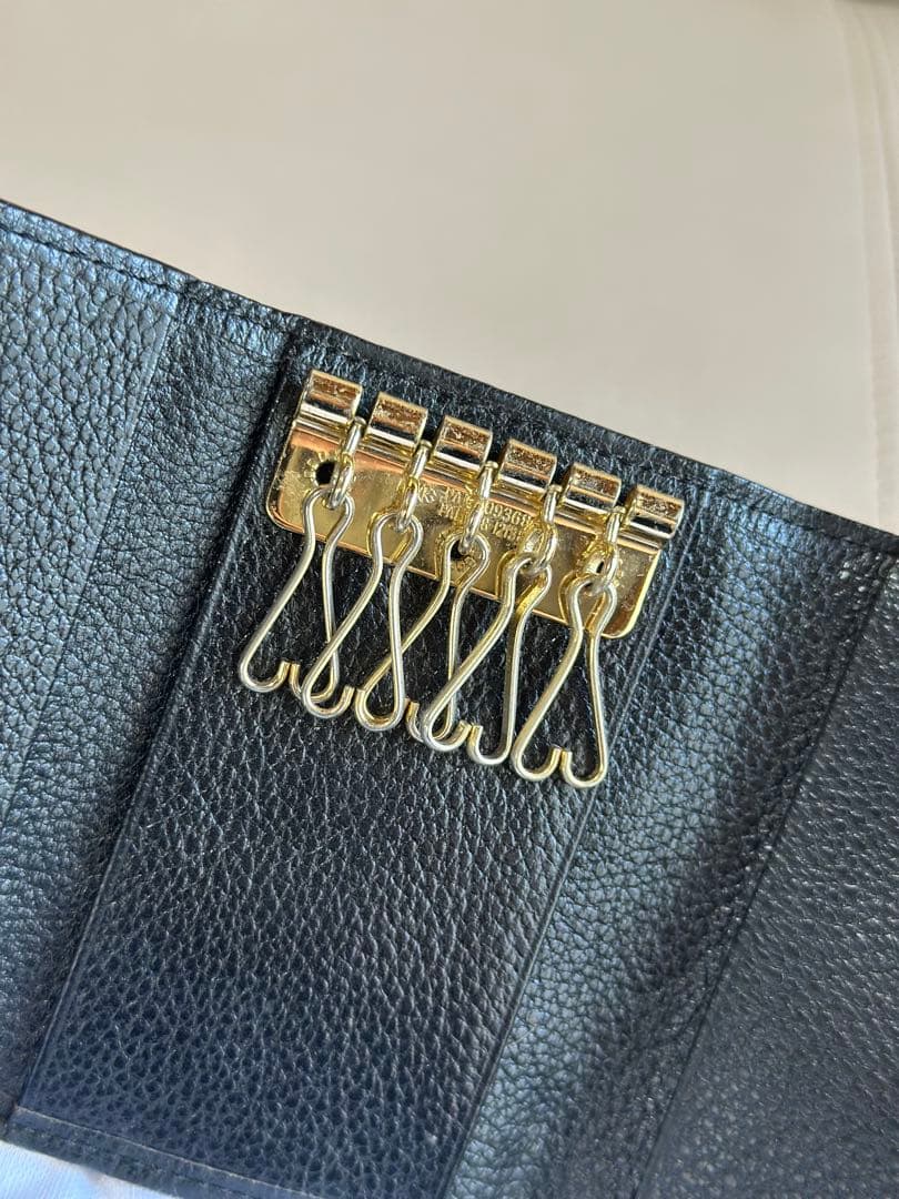 良品！ YSL イヴ・サンローラン 5連キーケース カサンドラロゴ レザー