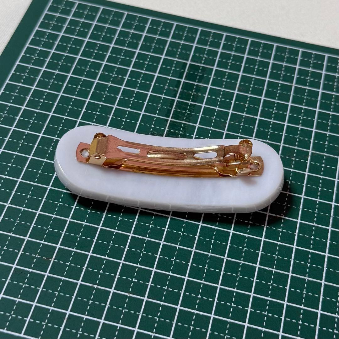 ロゴ、ストーン付きヘアピン ホワイト