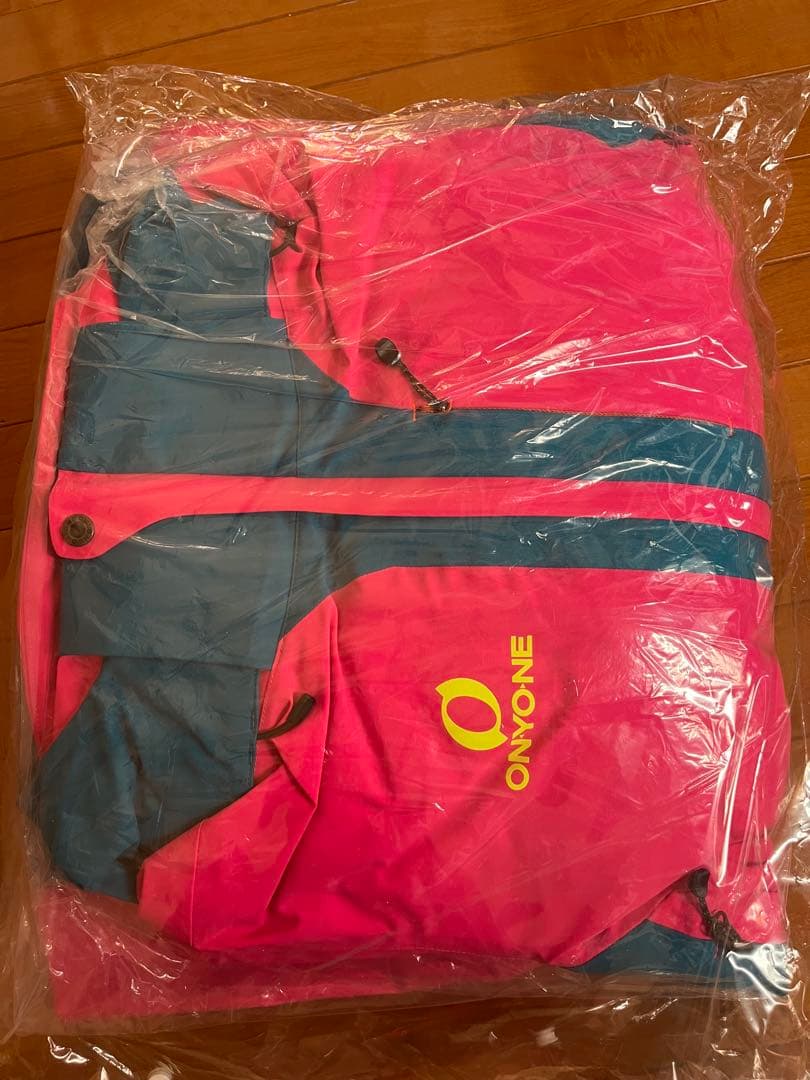 新品★金額交渉可【ONYONE】 スキーウェアセット ピンク/ターコイズ
