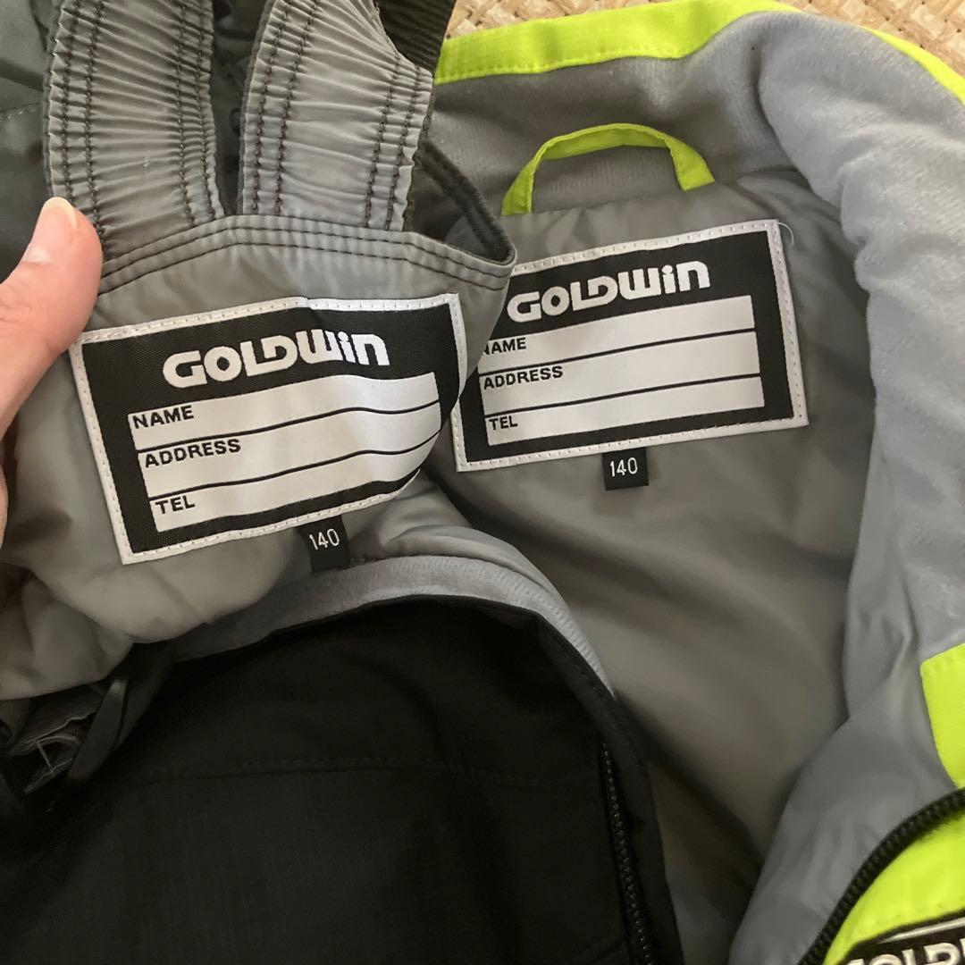 GOLDWIN スノーボードウェア 子ども用　中古品　上下セット　140