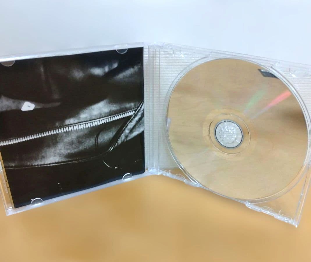 山本耀司／地下生活 Yohji YAMAMOTO / Dog of Terror