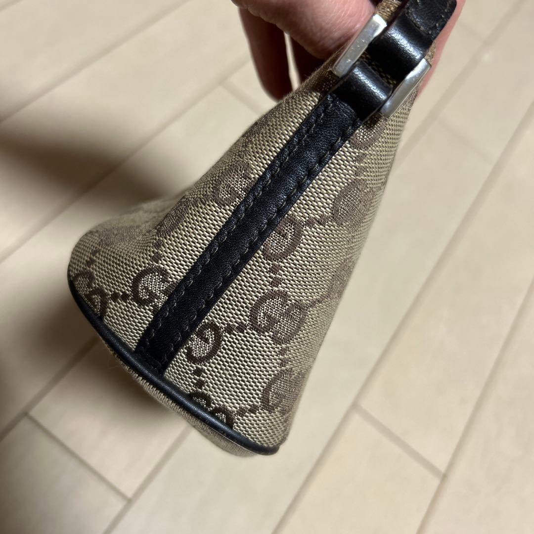 GUCCI ベージュ GGパターン ミニバッグ　ポーチ