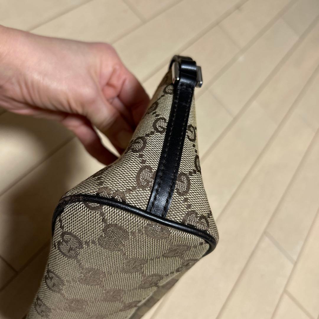 GUCCI ベージュ GGパターン ミニバッグ　ポーチ