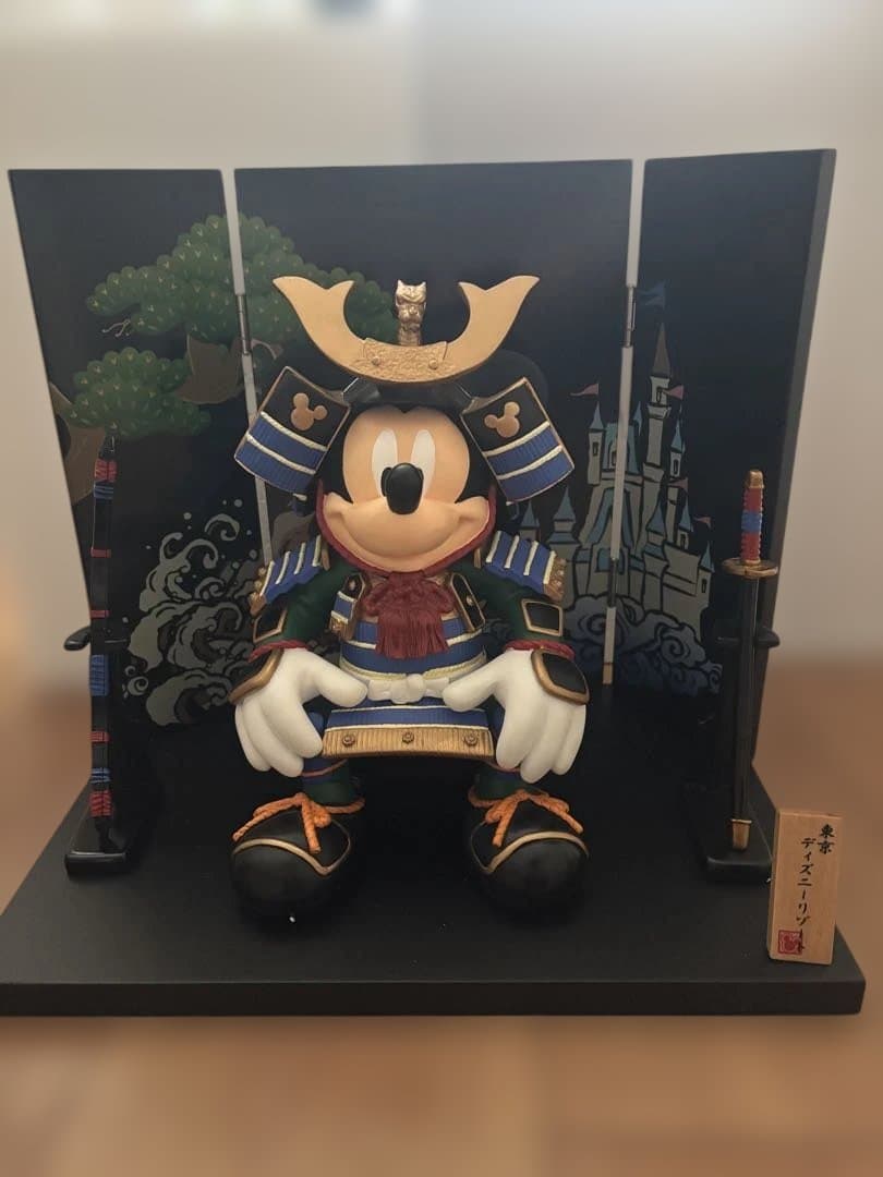 【未使用品】東京ディズニーリゾート限定　ミッキーマウス五月人形（高さ27センチ）