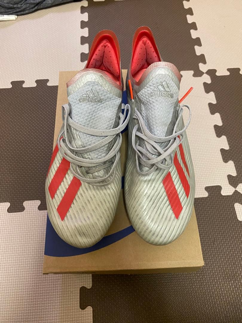adidasサッカースパイクX