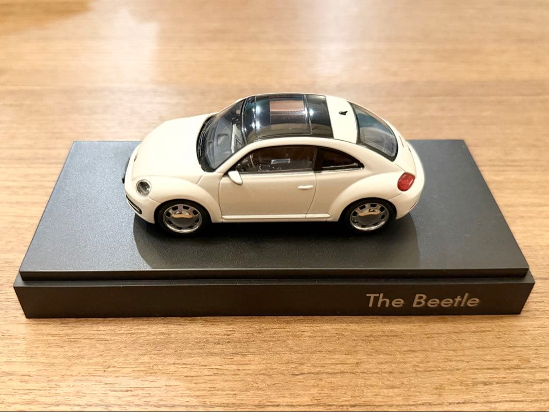 中古品 1/43 VW純正 シュコー フォルクスワーゲン ザビートル ホワイト