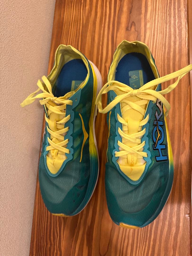 ［27.5cm］数回使用 HOKA Rocket X2ランニングシューズ