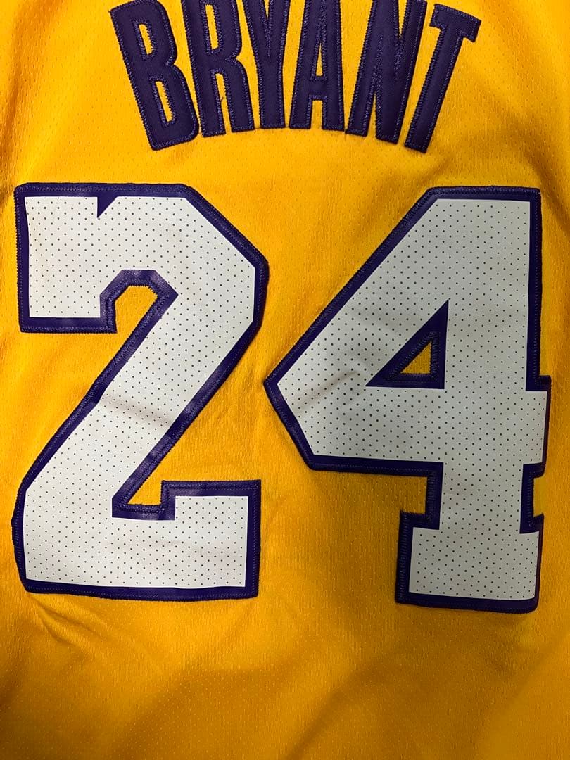 コービーブライアントLakers 24番 Nike ユニフォーム　上下セット