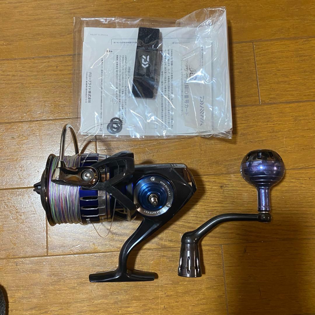 １５ソルティガ５０００　スピニングリール