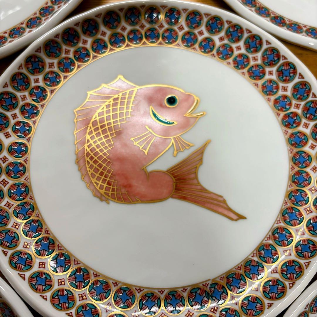 九谷焼　暁堂　金彩　魚介文　6.5号皿揃　中皿　銘々皿　直径20.2cm