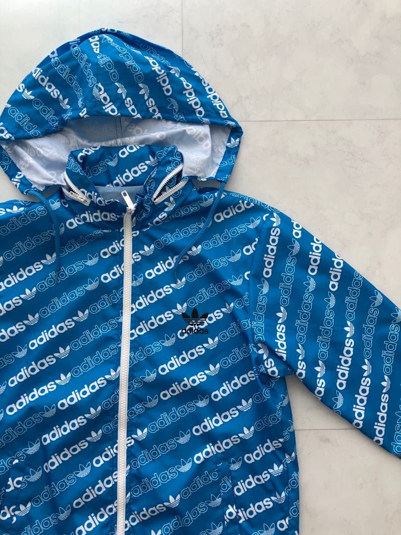 adidas オリジナルス　ウインドブレーカー