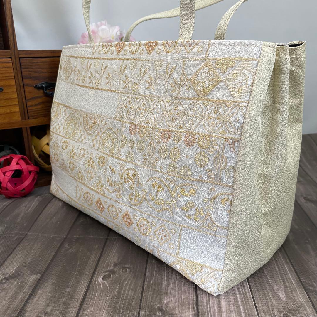 ☆2590✨SALE❣️✨西陣帯地使用✨大容量手提げバッグ　新品