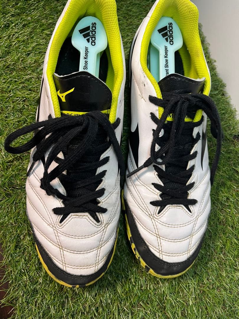 MIZUNO ミズノ　モナルシーダ　トレーニングシューズ