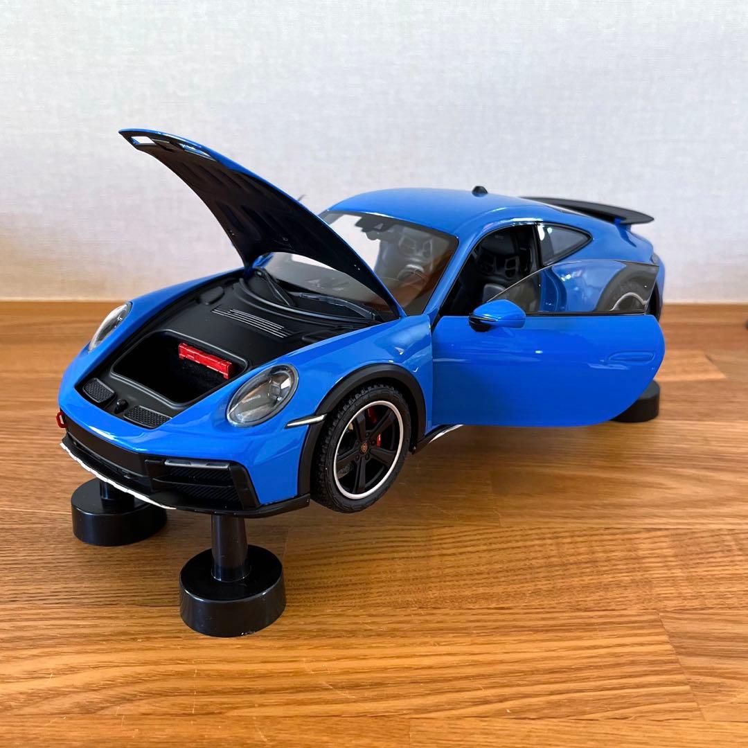 【ミニカー 美品】1/18 ミニチャンプス ポルシェ 911 ダカール 2022