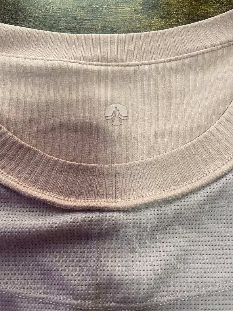 SUKARA⭐︎カップ付バックベントTee