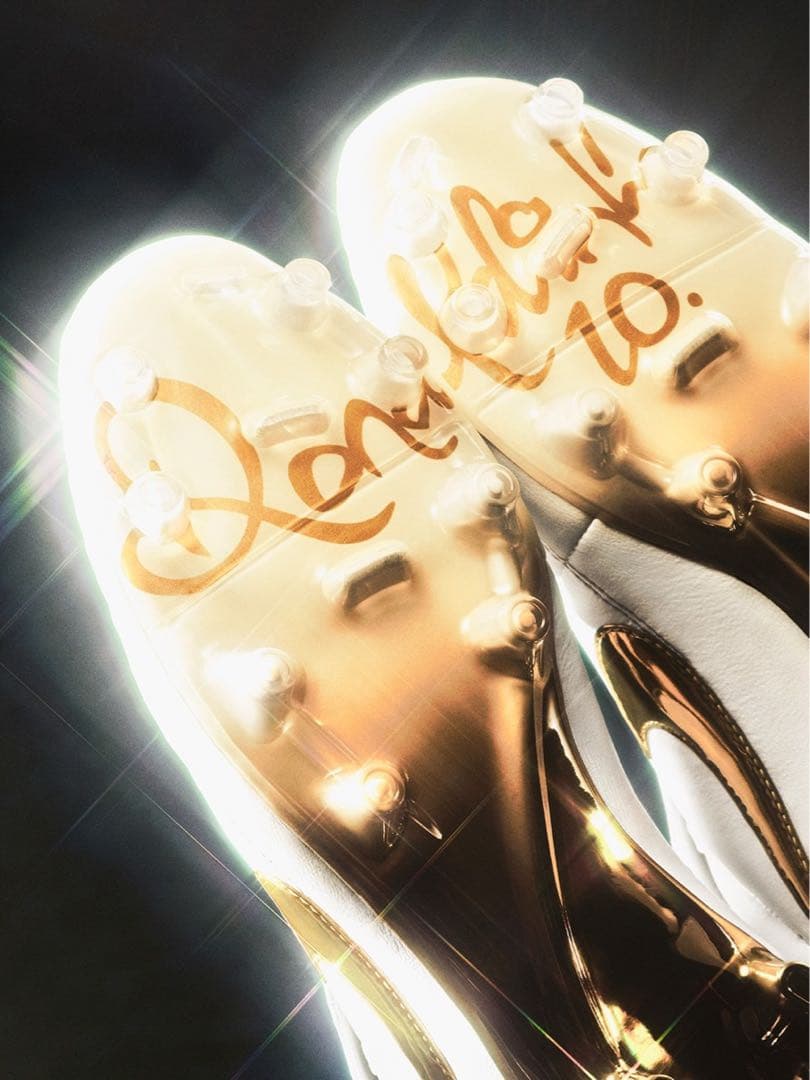 ロナウジーニョ×NikeTiempoLegendFG \"TouchofGold\"