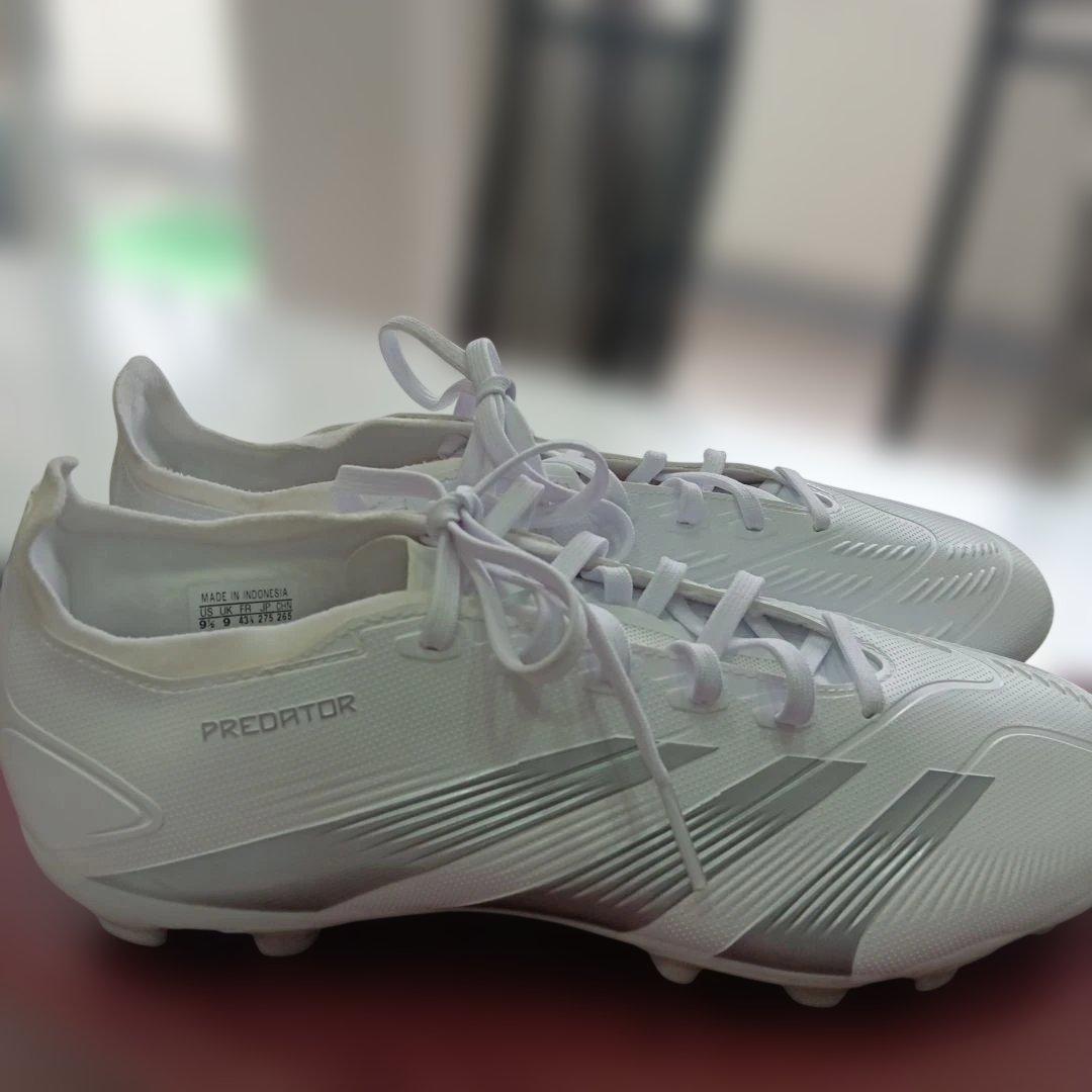 Adidas Predator ホワイト スパイク27.5サイズ