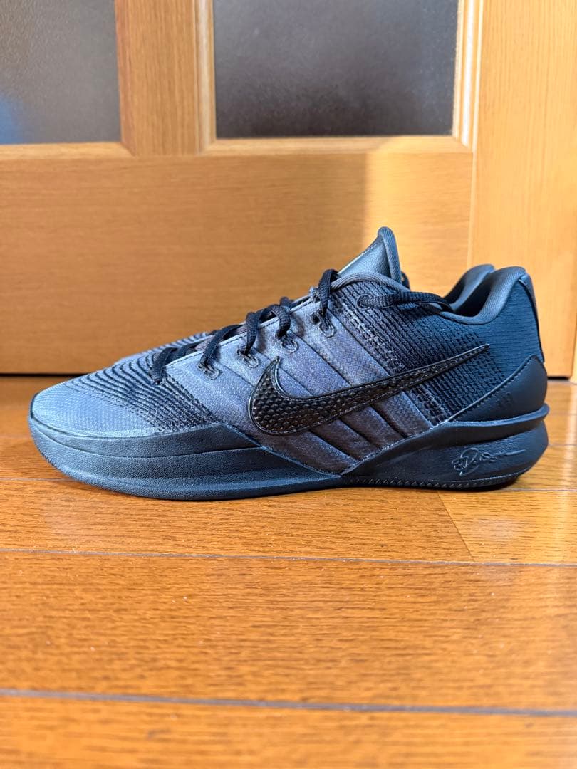 kwtk サブリナ3 NIKE BY YOU ブラック