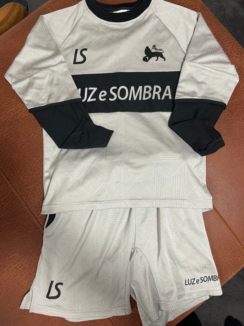 LUZ e SOMBRA サッカーウェア セット140